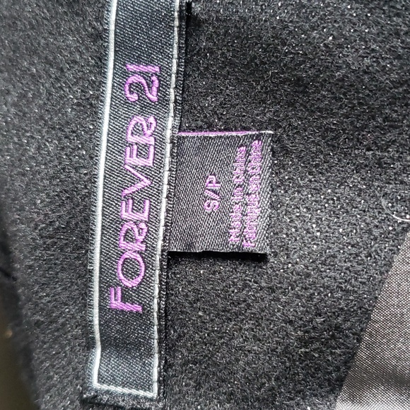 CT526a Forever 21 Little Black sleeveless Dress With Sequin Bow S/P - Picture 4 of 5